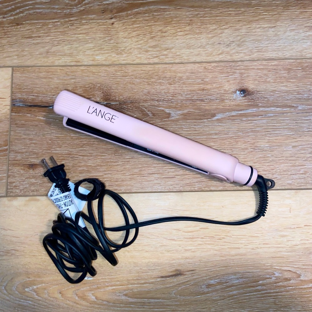 L’ange Aplatir flat iron hair straightener 💗